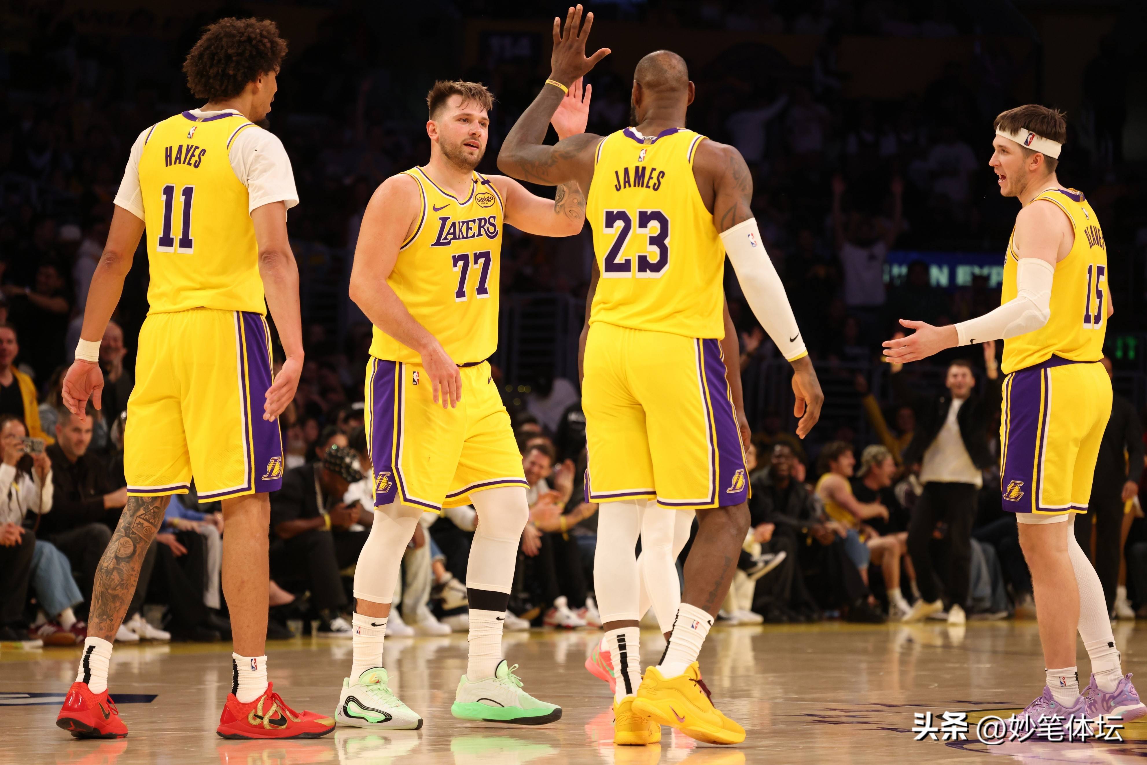 包含NBA最新动态:快船队轻松取胜喜提八连胜卫冕头名的词条 包含NBA最新动态:快船队轻松取胜喜提八连胜卫冕头名的词条