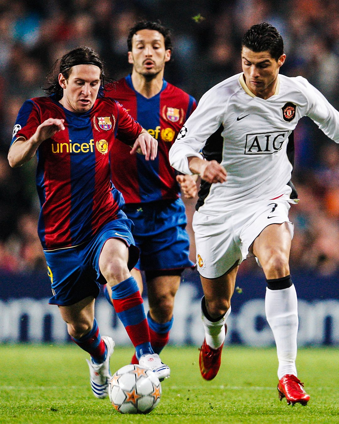 包含梅西C罗再PK:尤文图斯客战巴黎,展开惊艳对决的词条 包含梅西C罗再PK:尤文图斯客战巴黎,展开惊艳对决的词条