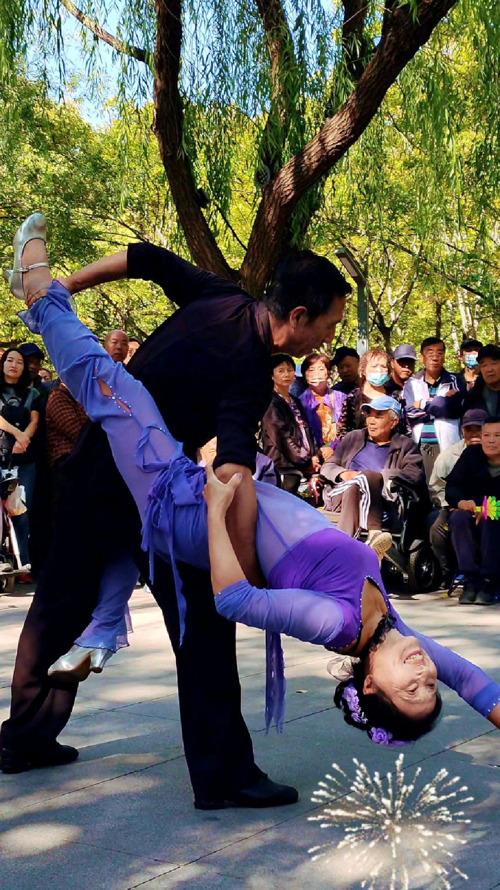 包含高难度动作惊艳全场,选手获得最高分的词条 包含高难度动作惊艳全场,选手获得最高分的词条