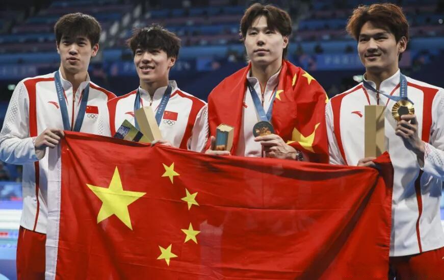 爱游戏体育官网-游泳混合接力再获金牌，实力强悍