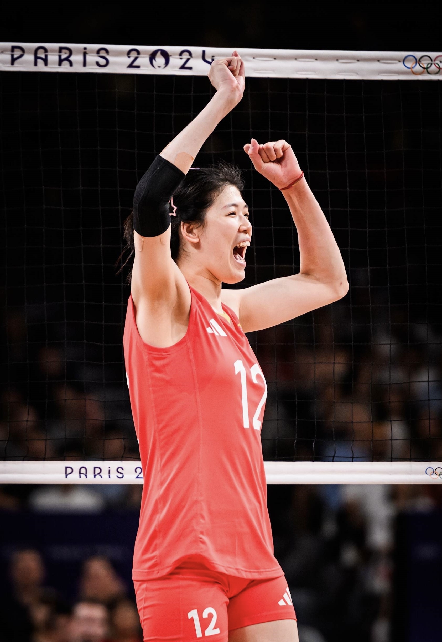 爱游戏中国官网-塞尔维亚风暴队在比赛中大获全胜