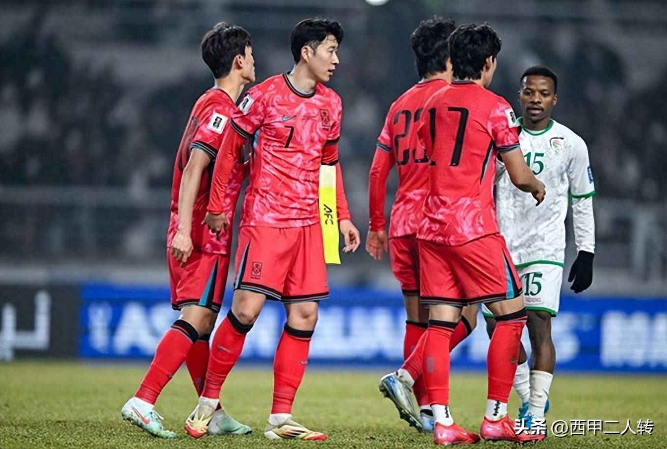 韩国队强势出击,晋级足球锦标赛半决赛 韩国队强势出击,晋级足球锦标赛半决赛