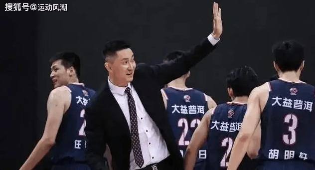 包含神秘劲旅浮出水面，将冲击冠军宝座的词条