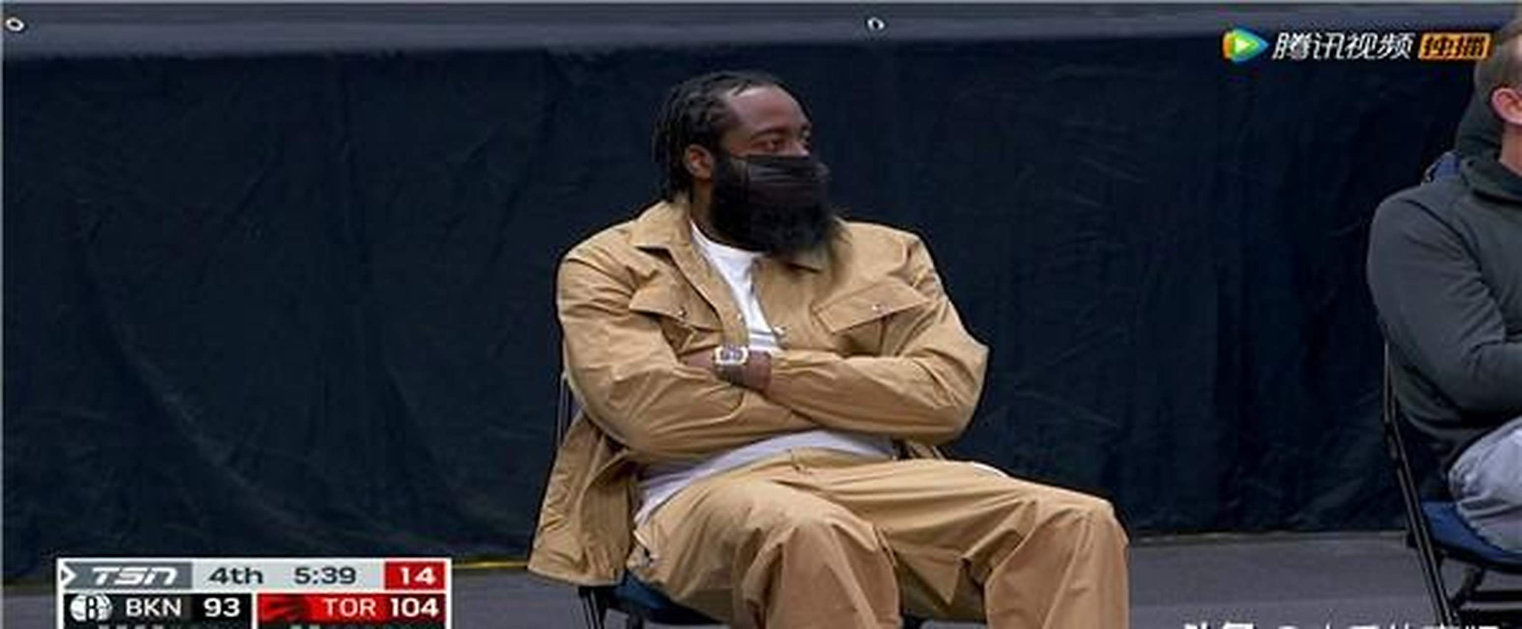 爱游戏官网-包含猛龙队表现趋势下滑，主教练激励球员再努力的词条