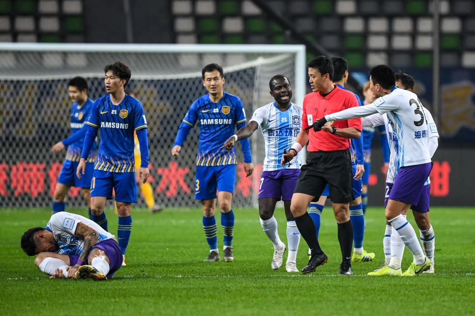 苏宁主场大胜天津泰达,取得宝贵三分 苏宁主场大胜天津泰达,取得宝贵三分