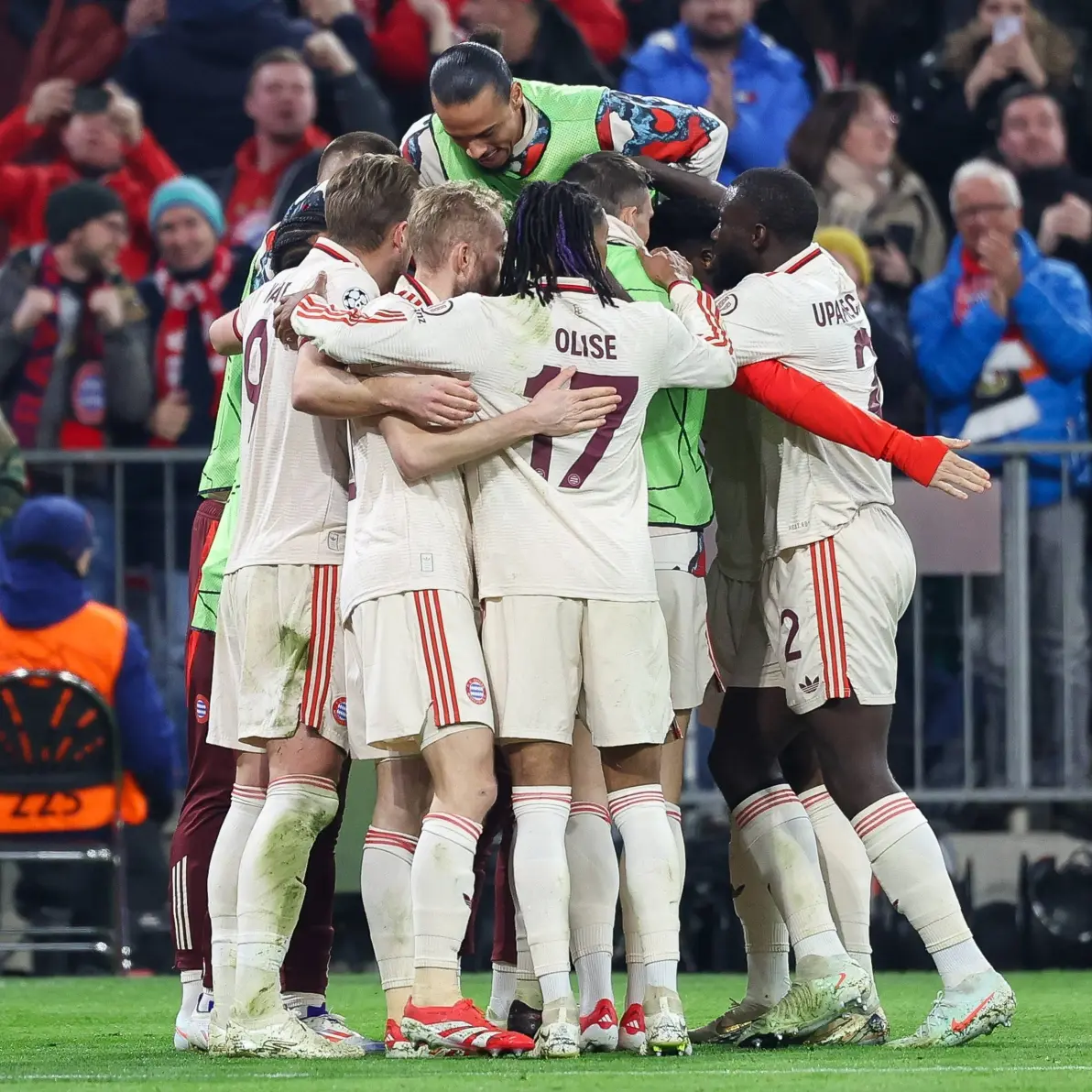 爱游戏网页版-拜仁慕尼黑备战勒沃库森，拼尽全力争胜