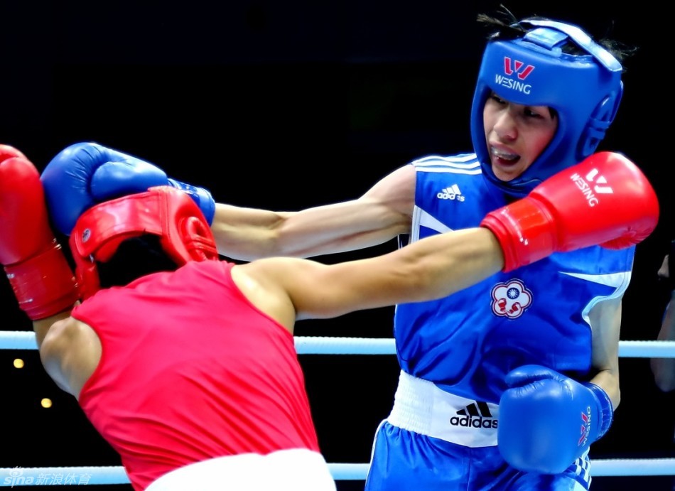 关于菲律宾选手亚历山大在拳击比赛中夺冠的信息 关于菲律宾选手亚历山大在拳击比赛中夺冠的信息