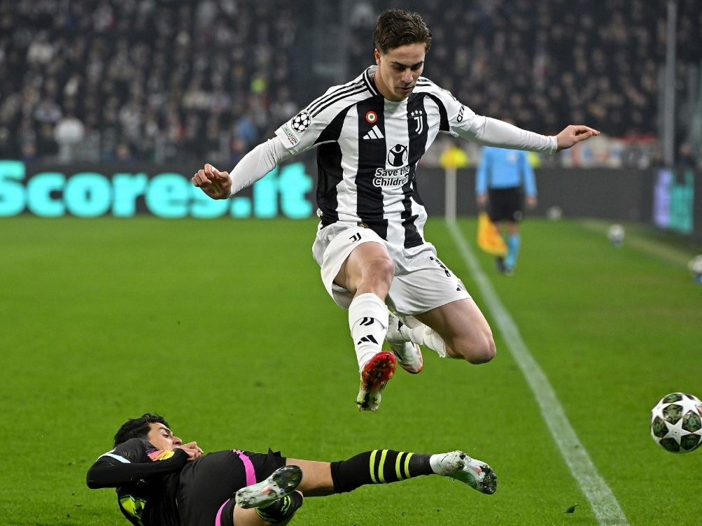 爱游戏登录入口-尤文图斯客场逆袭，球队士气大振