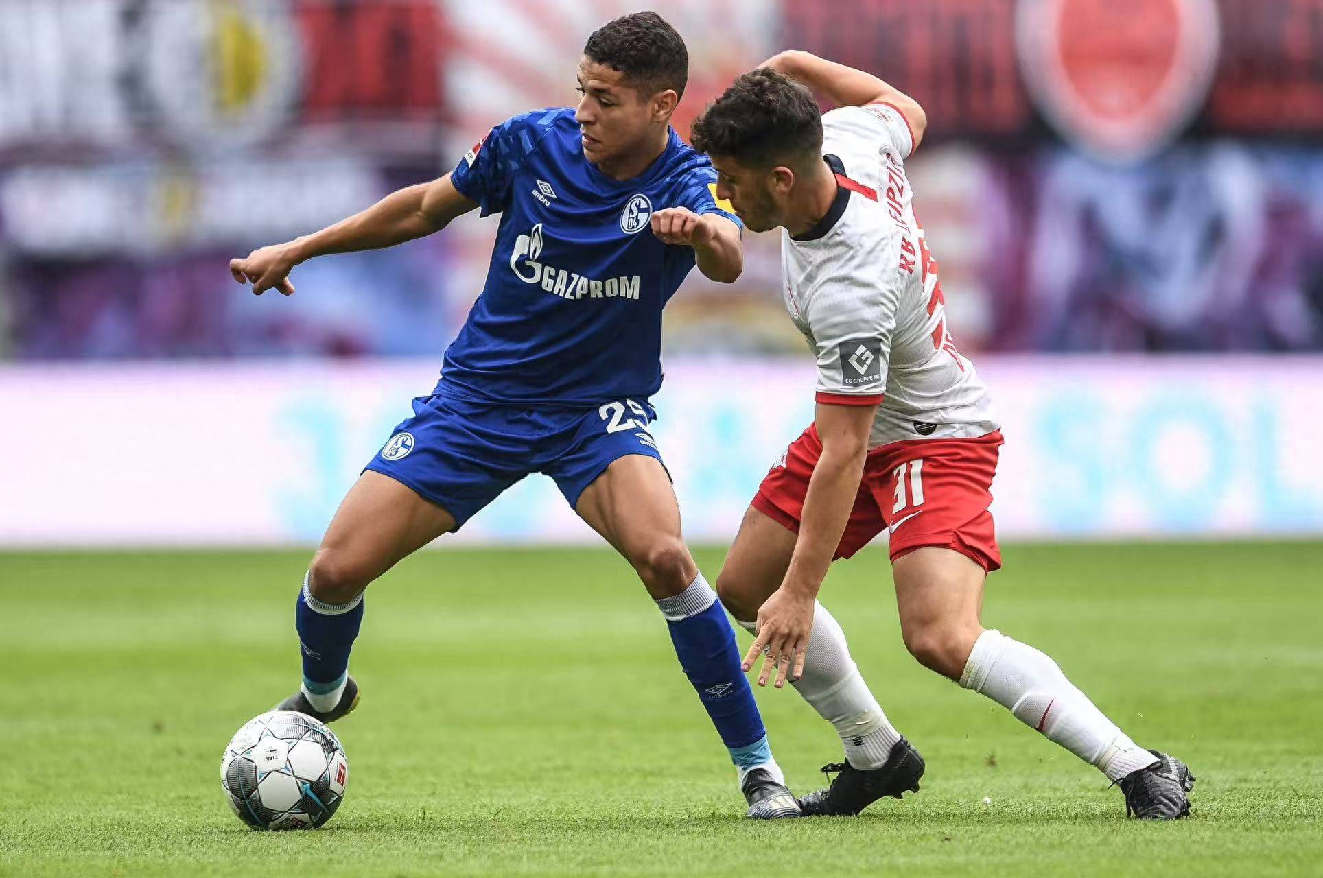 柏林赫塔在客场比赛中表现抢眼，取得胜利的简单介绍