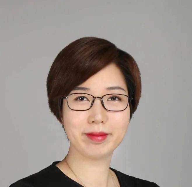 爱游戏官网-判罚引争议，观众疑虑不安，裁决细节被关注的简单介绍