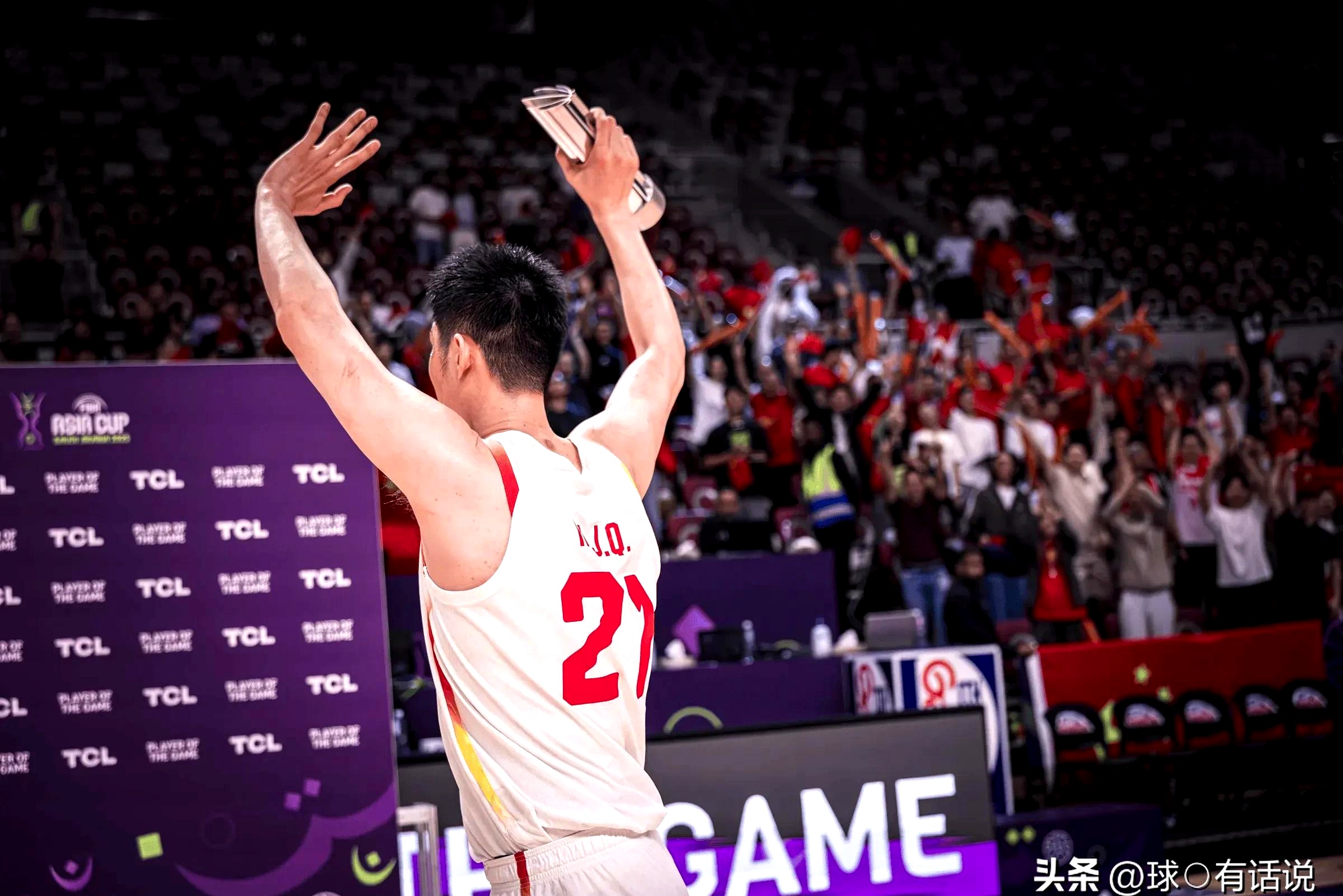 新秀崭露头角,CBA联赛风云变幻 新秀崭露头角,CBA联赛风云变幻