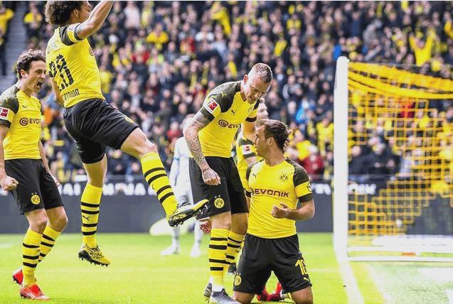 包含多特蒙德取胜在望，球员士气高涨备战决赛的词条