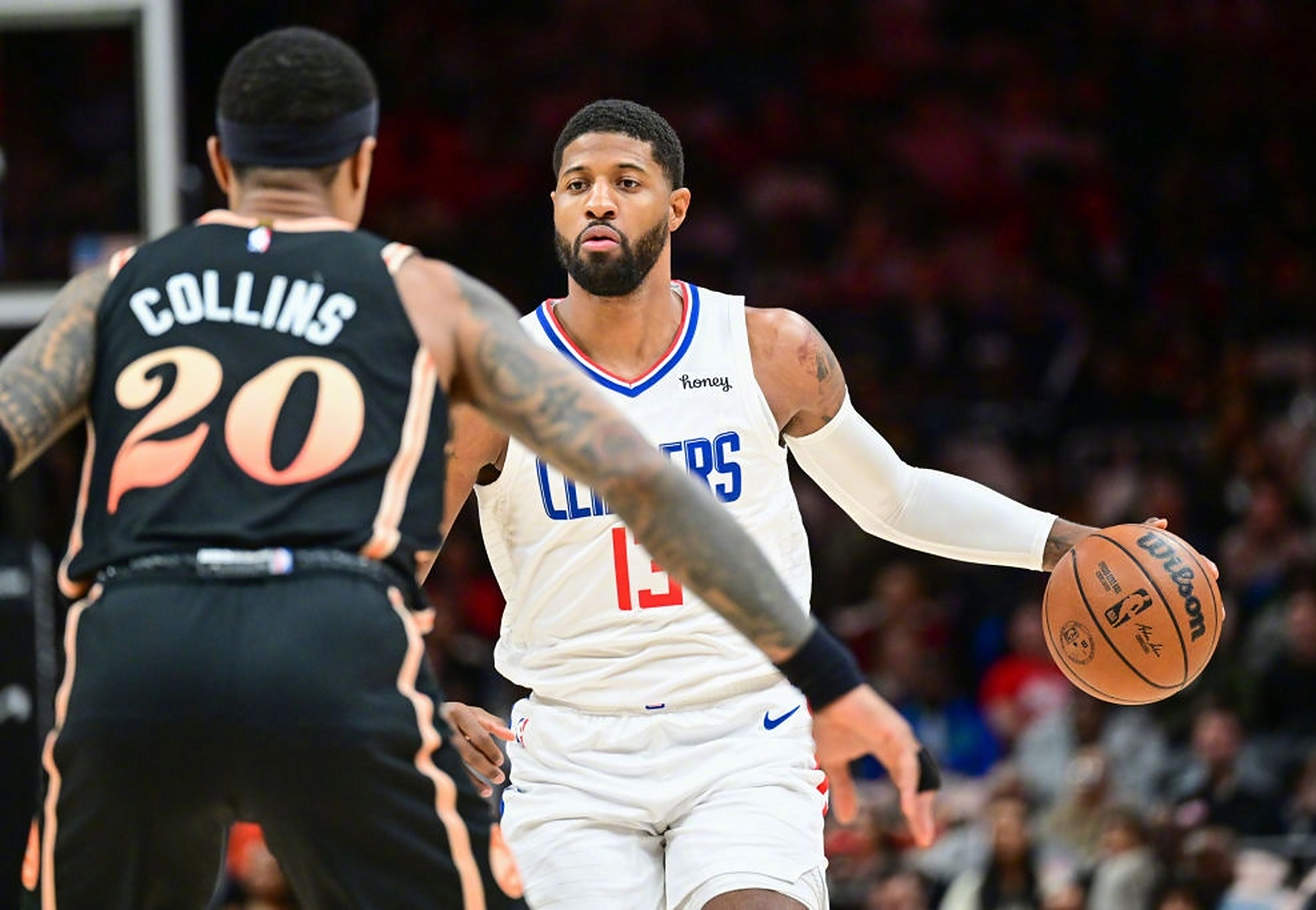 快船负于老鹰,失去主场优势 快船负于老鹰,失去主场优势