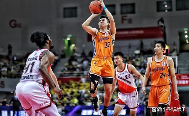 包含宁夏男篮遭遇三连败，主教练召集深夜会谈的词条