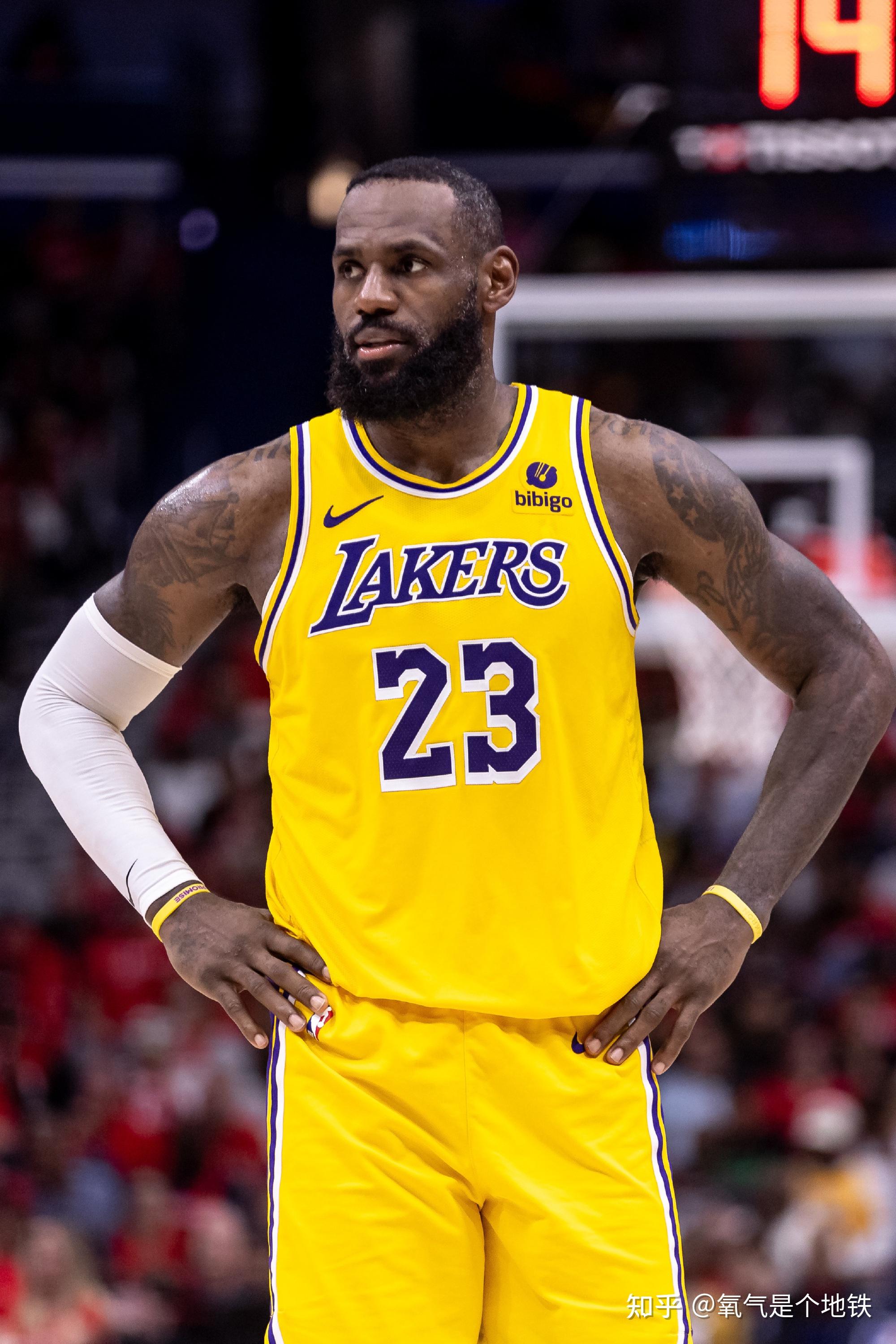 篮球明星们的表现成为焦点话题的简单介绍 篮球明星们的表现成为焦点话题的简单介绍